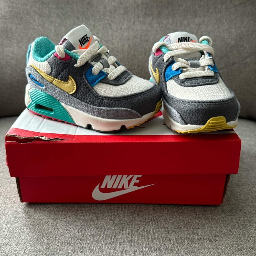Nike Air Max Toddler shoe